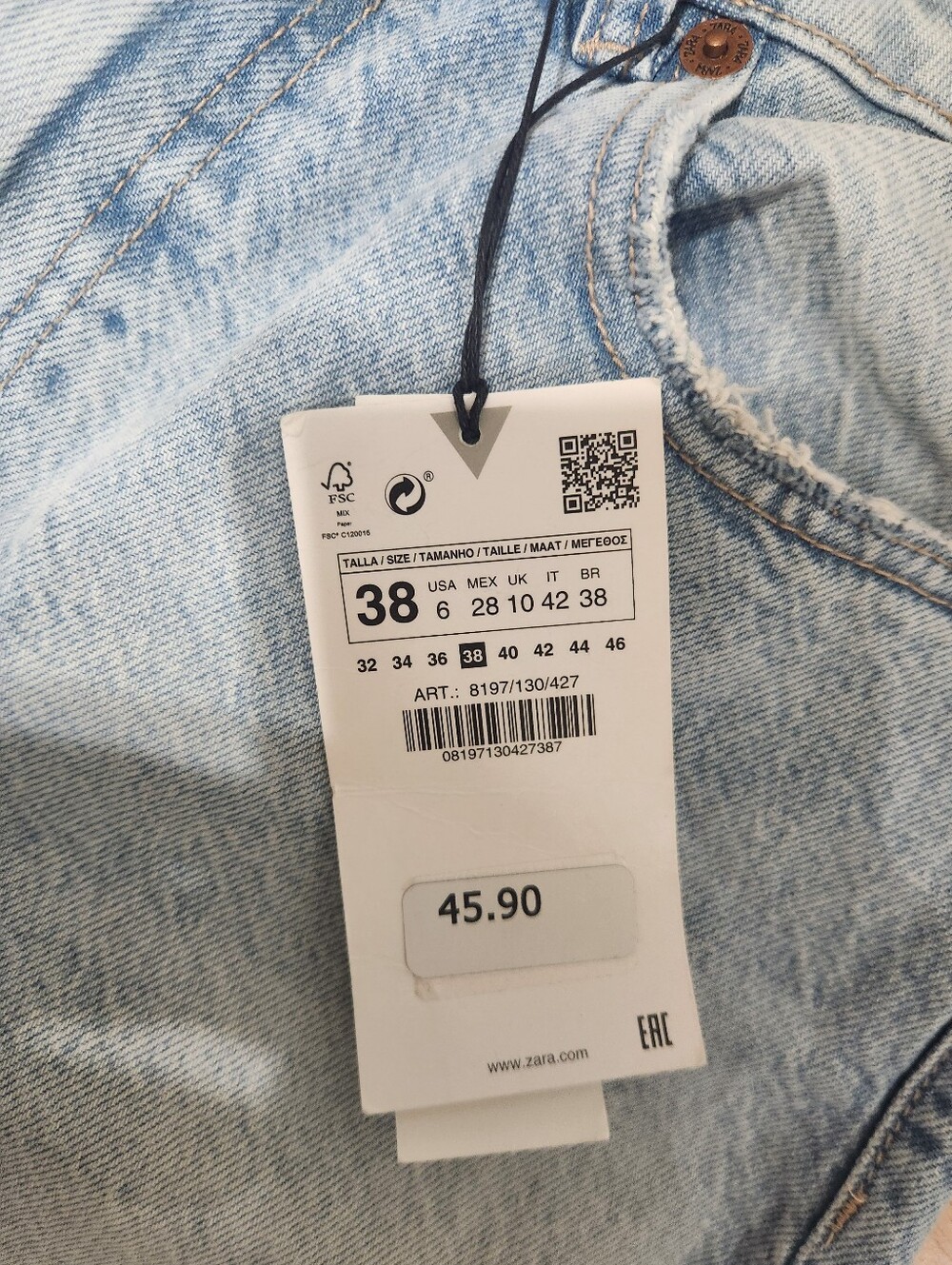 Zara High Rise Jeans - Picture 3 of 4